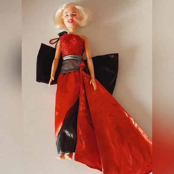 Vintage Marilyn Monroe doll